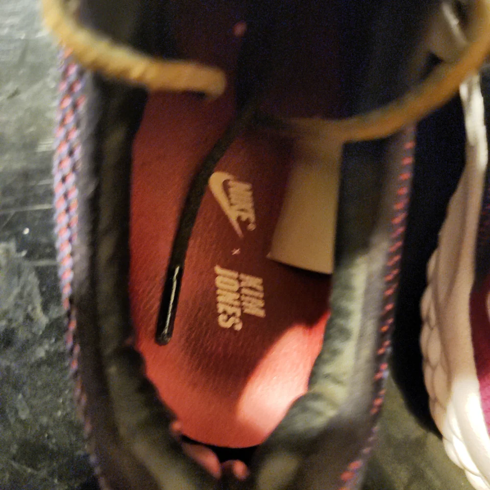 Nike Women’s Gray and Pink/Purple Running Sneakers
